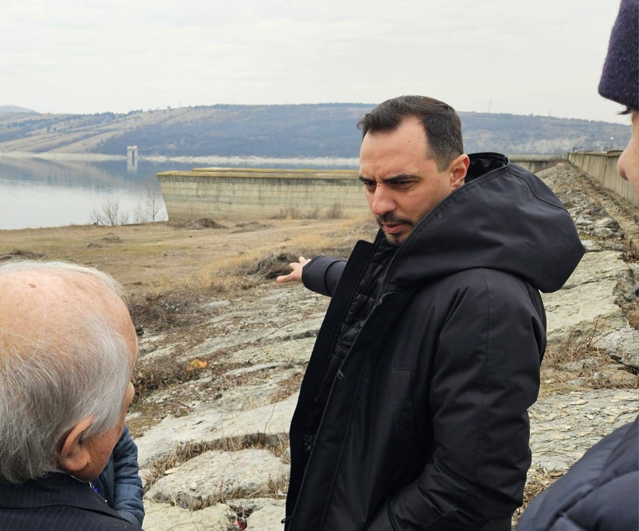  Министър Богдан Богданов 